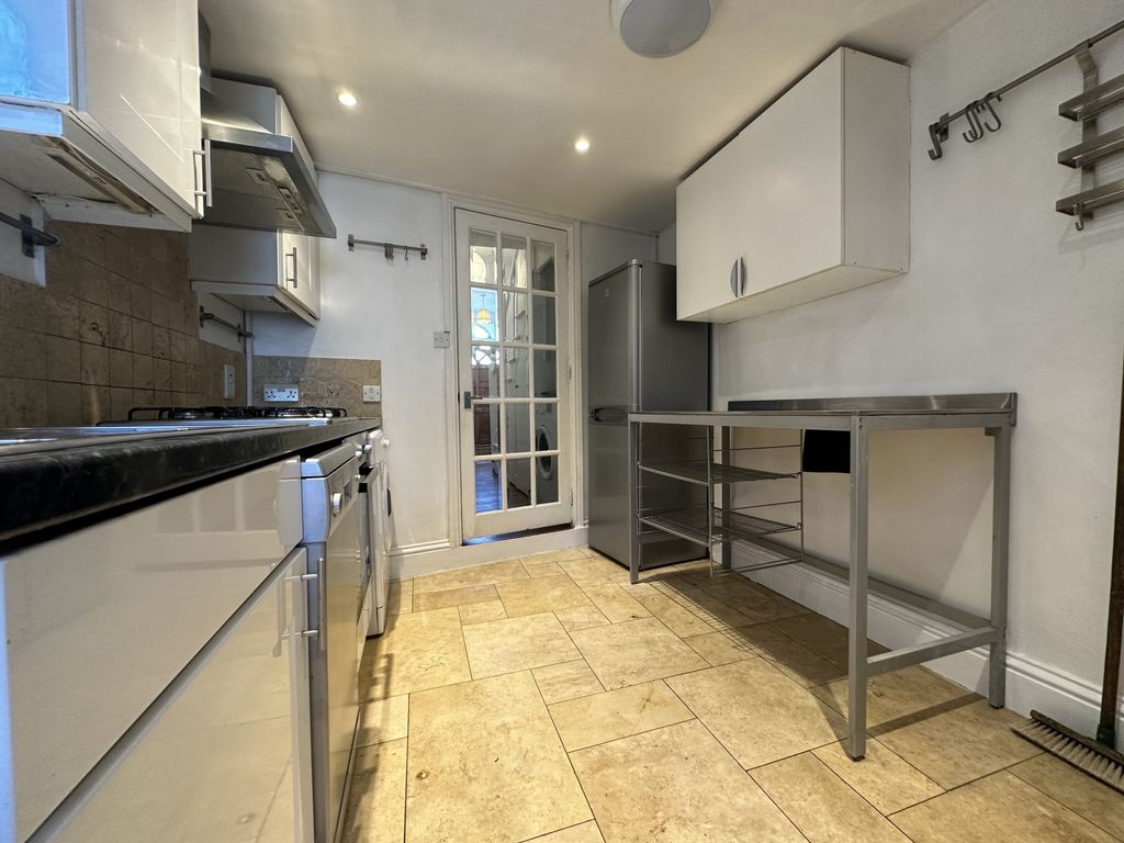 Property photo 2 of 16 Kitchen