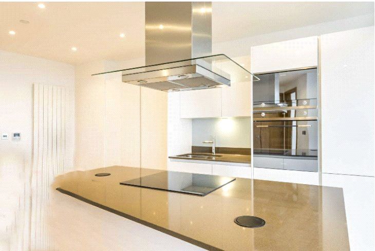 Property photo 2 of 8 Kitchen/Reception