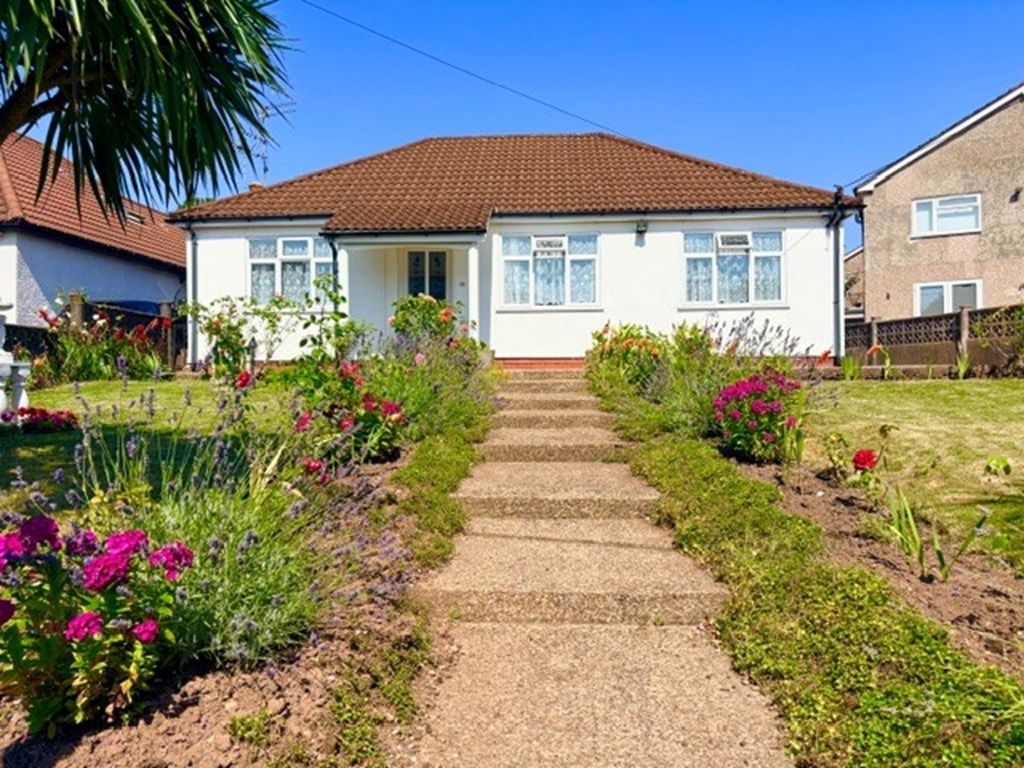 Property photo 1 of 32