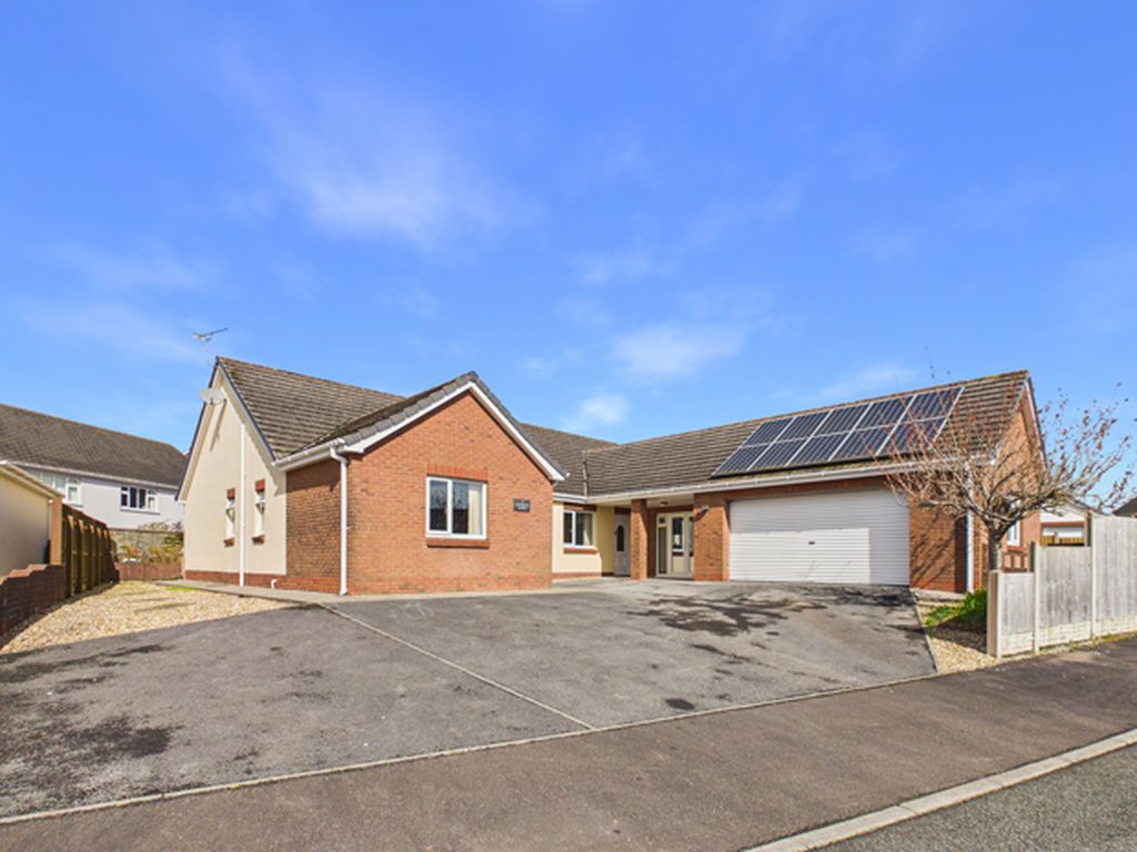 Property photo 1 of 31 Photo 30