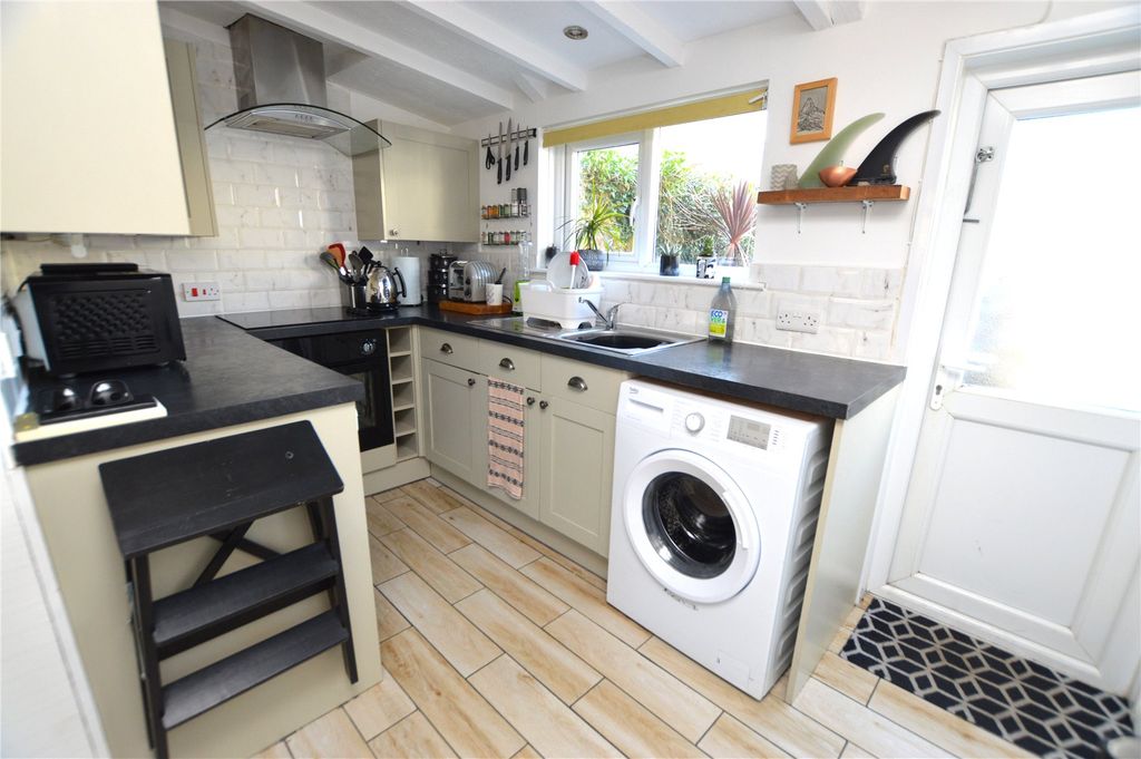 Property photo 3 of 8 Picture No. 02