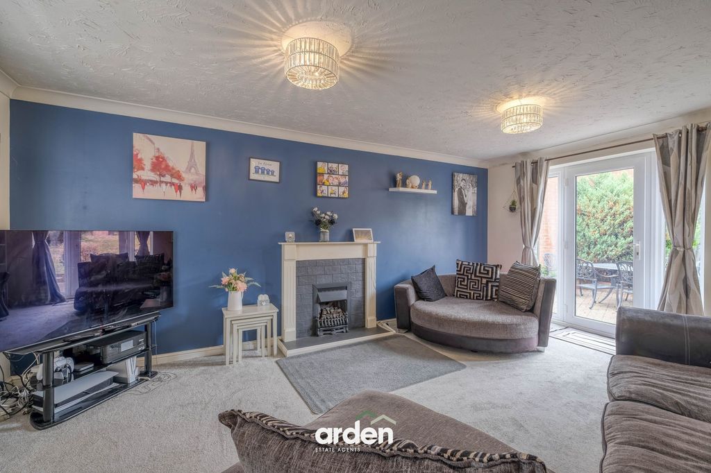 Property photo 2 of 13