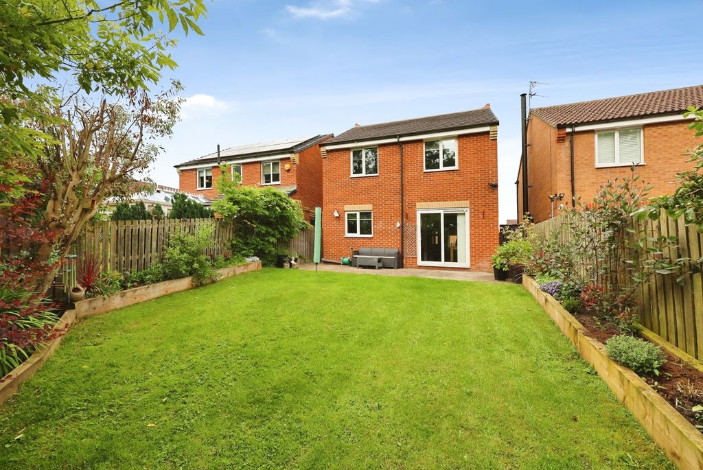 Property photo 2 of 16 Pbox-Img.Jpg