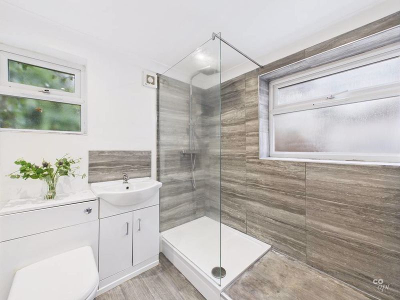 Property photo 2 of 12 Photo 5