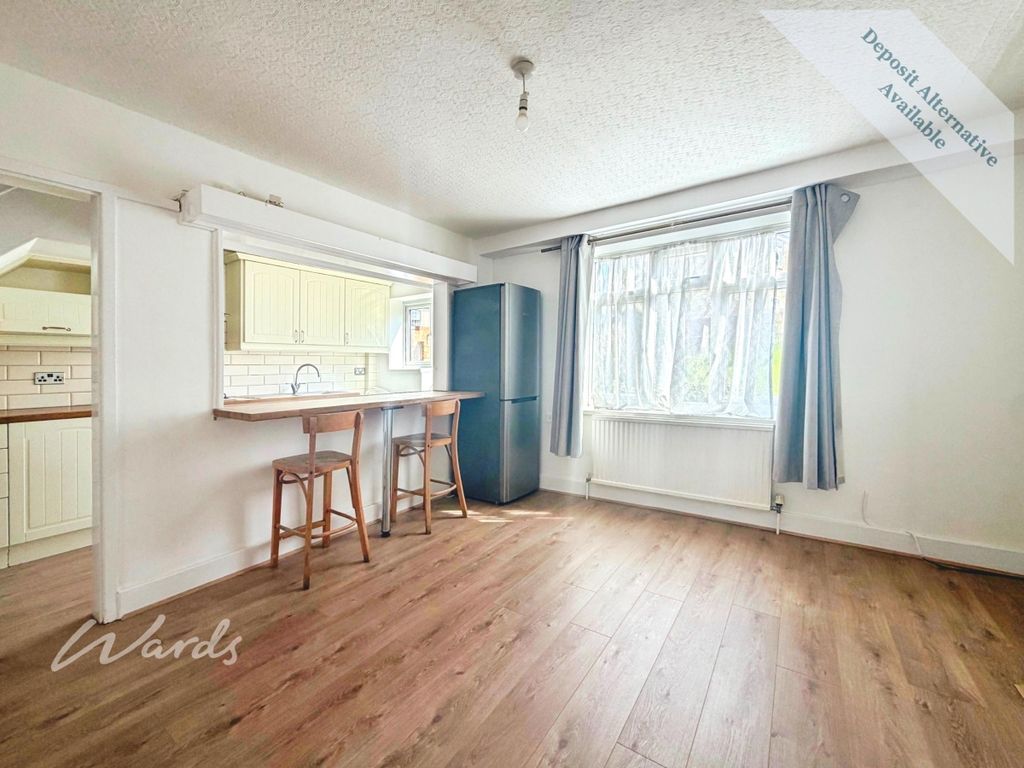 Property photo 3 of 10 Dining Area