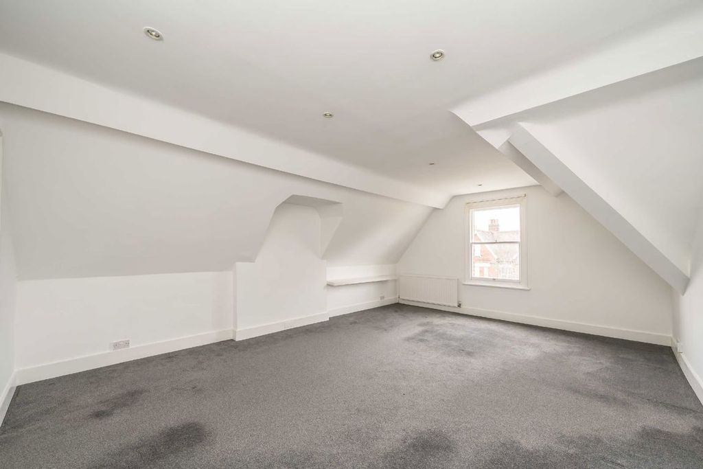 Property photo 2 of 5