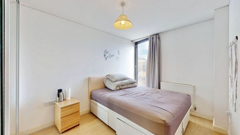 Property photo 3 of 18 Picture No. 27