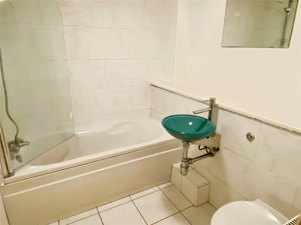 Additional image 9 of 2 bed flat for saleBradford Road, Dewsbury WF13