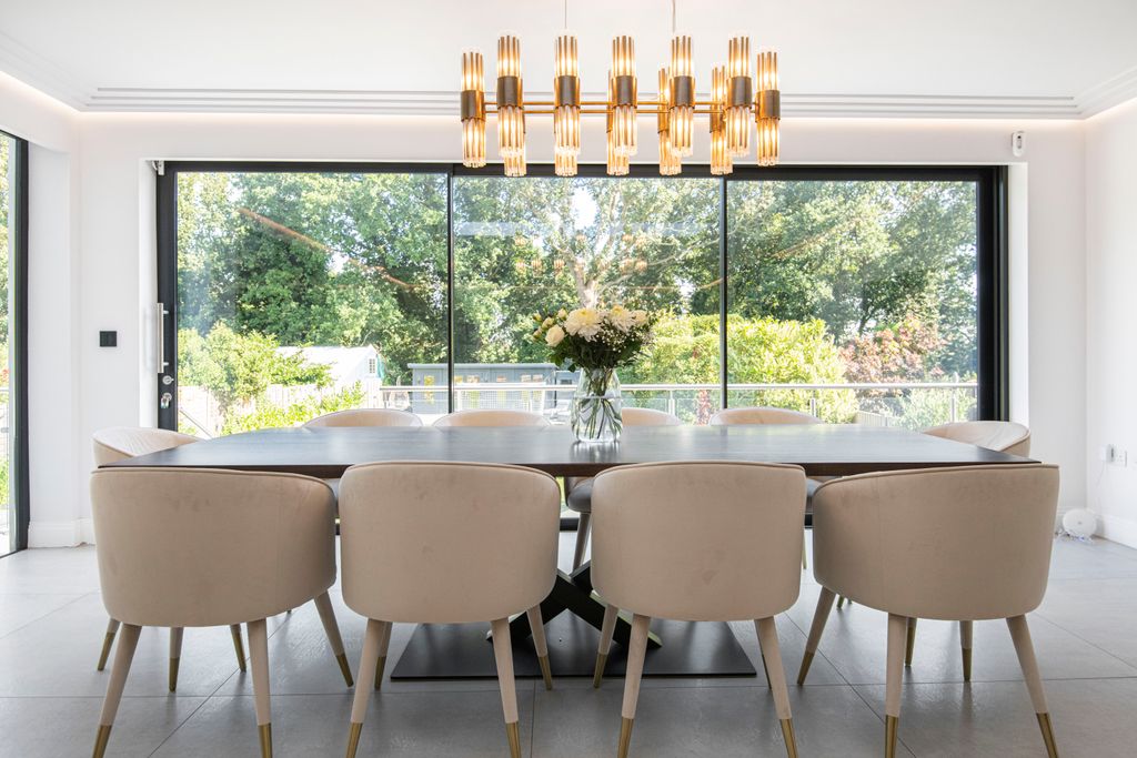 Property photo 3 of 37