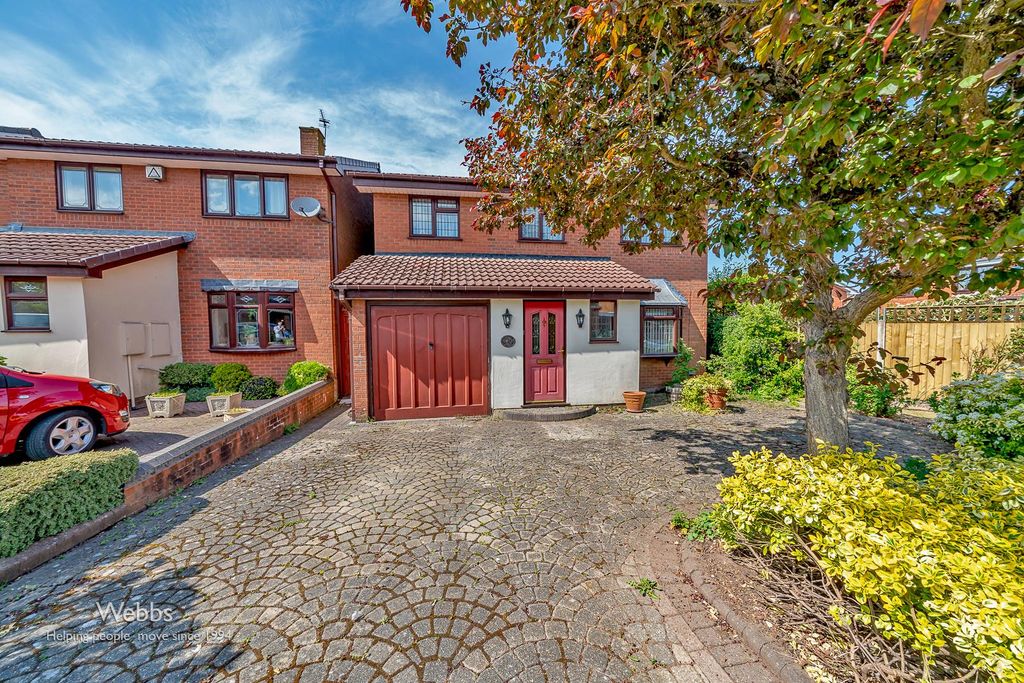 Property photo 1 of 34 Â© Webbs Estate Agents Â© (4 Of 99).Jpg