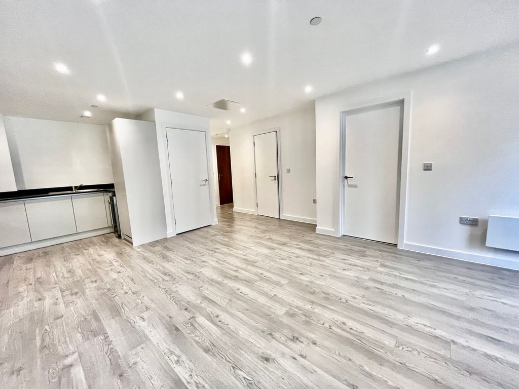 Property photo 2 of 12 Photo 02