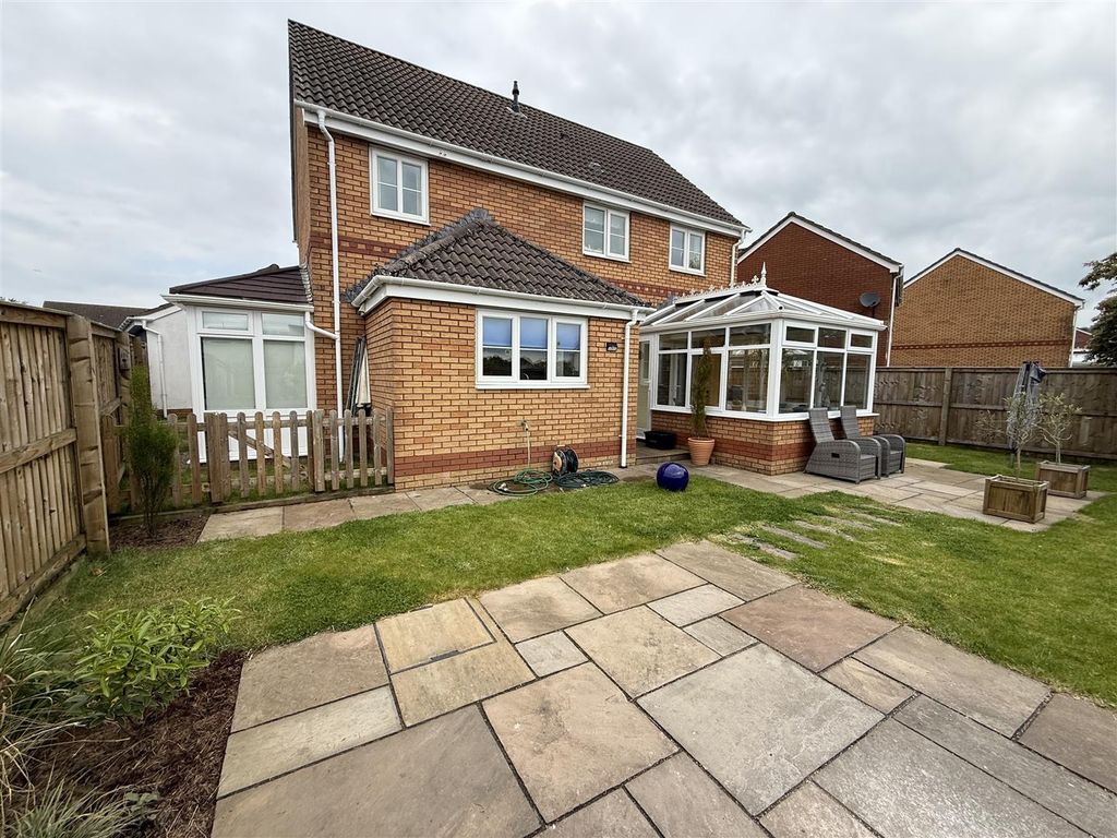 Property photo 2 of 34 Externally
