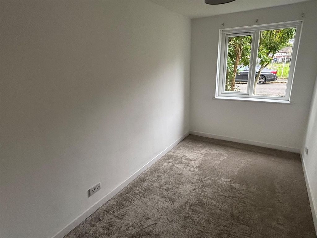 Property photo 3 of 5 35A Greenlaw 4Pic.Jpg