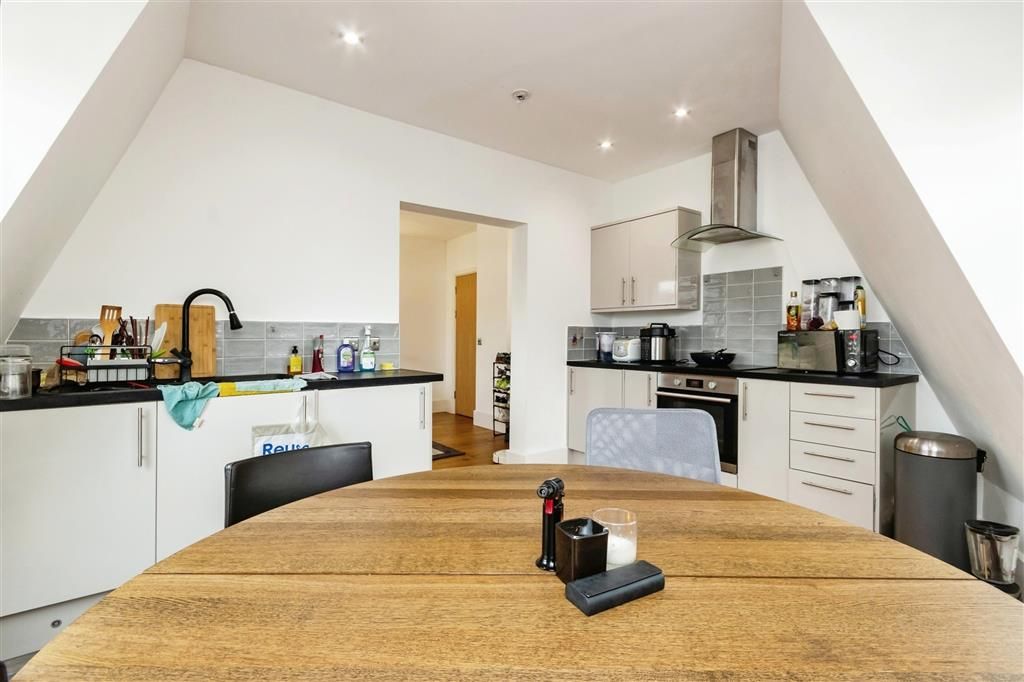 Property photo 3 of 17 Image