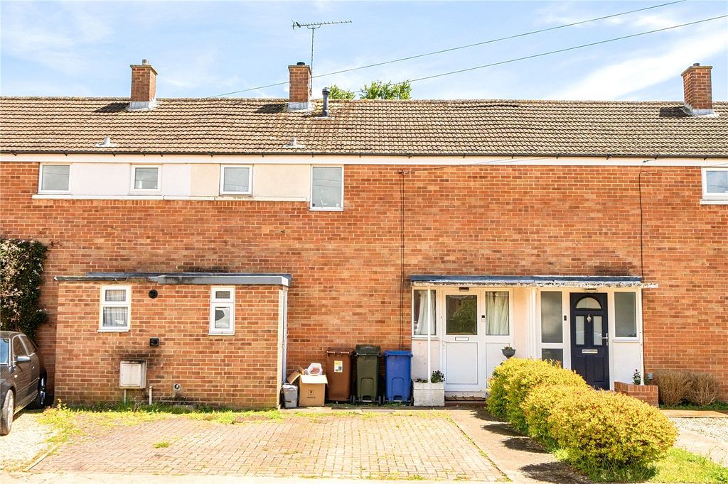 Property photo 2 of 12 Picture No. 24