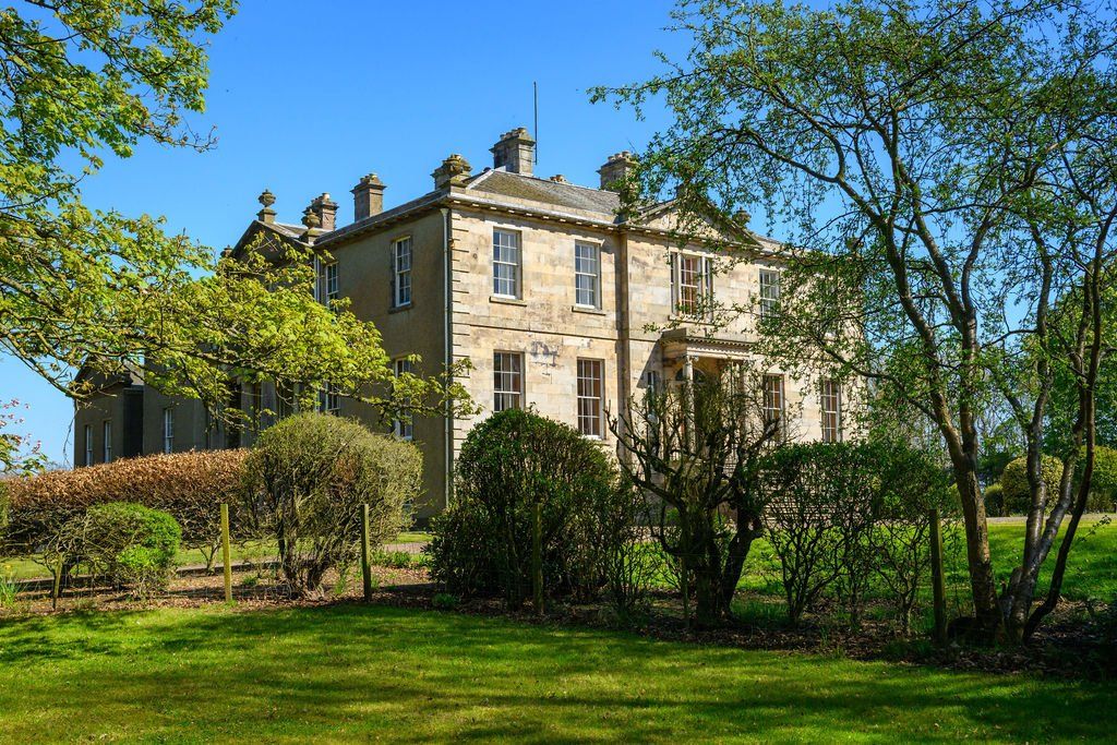 Property photo 2 of 27 Usan House