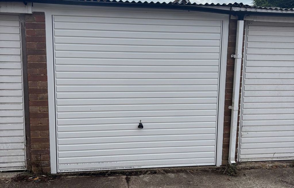 Property photo 1 of 1