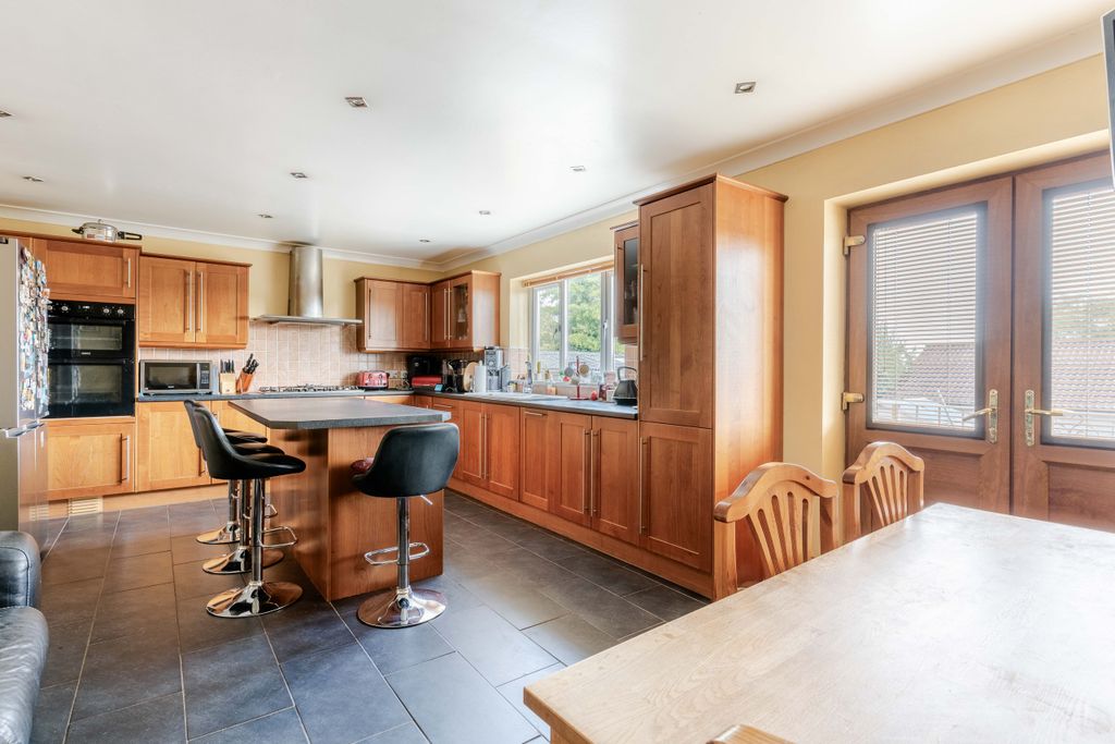 Property photo 2 of 17 2