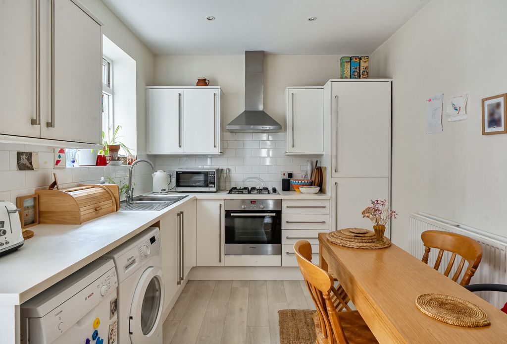 Property photo 3 of 15 1522158 (11).Jpg