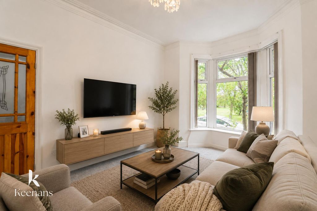 Property photo 1 of 33