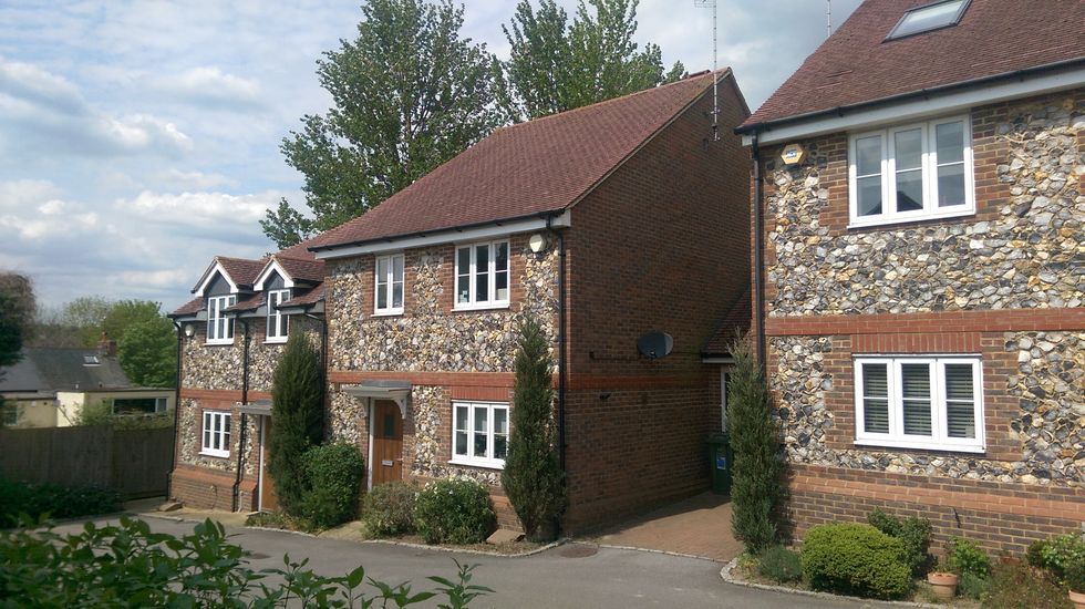 Property photo 1 of 6 Front