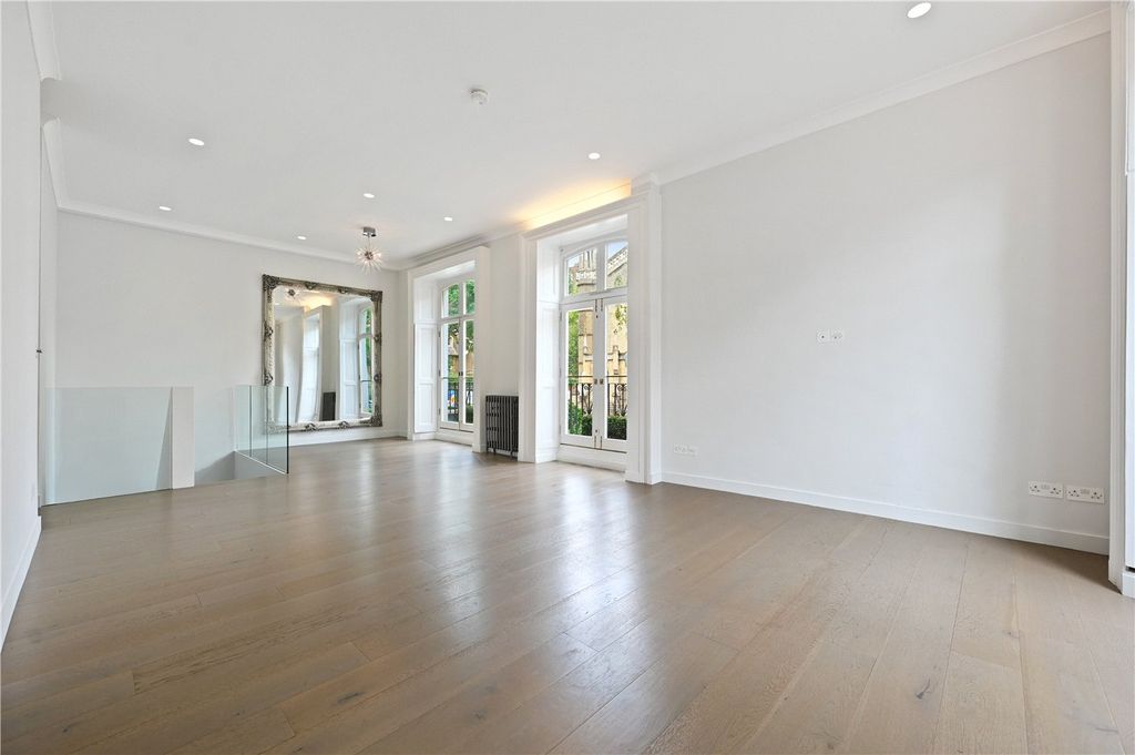 Property photo 3 of 10 Picture No. 25