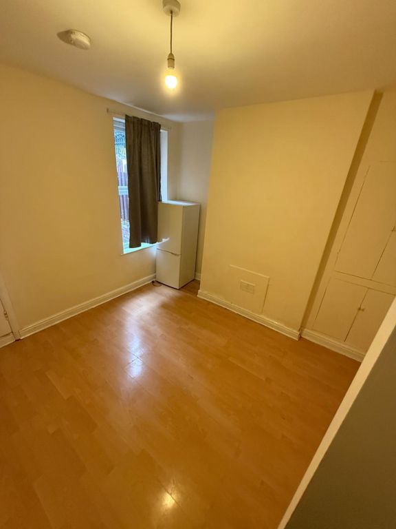 Property photo 3 of 9 Img-20260410-Wa0003