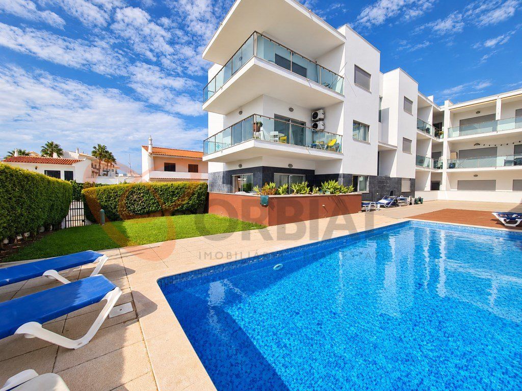 Property photo 1 of 14 1 Bedroom Apartment With Swimming Pool And Parking, Close To The Beaches And The Albufeira Centre