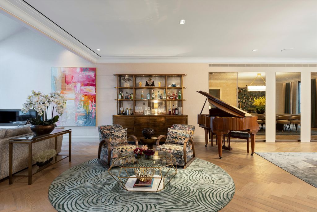 Property photo 2 of 31 Image