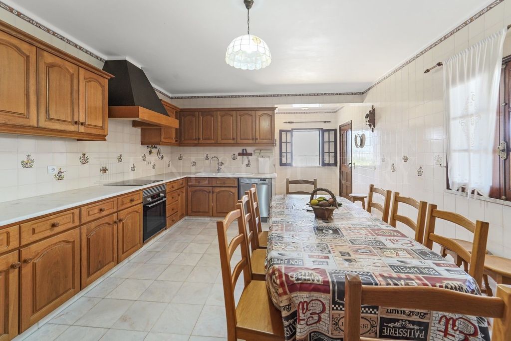 Property photo 3 of 30