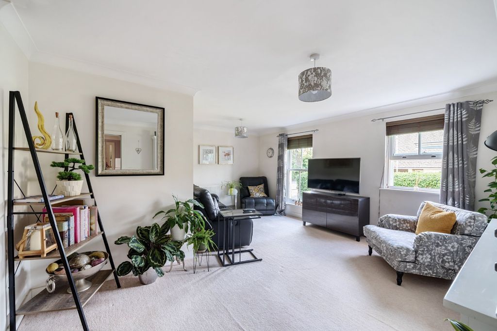 Property photo 2 of 11 Picture No. 19