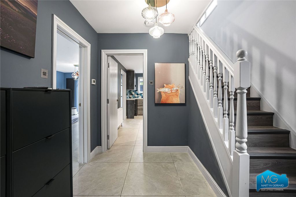 Property photo 3 of 25 Picture No. 05