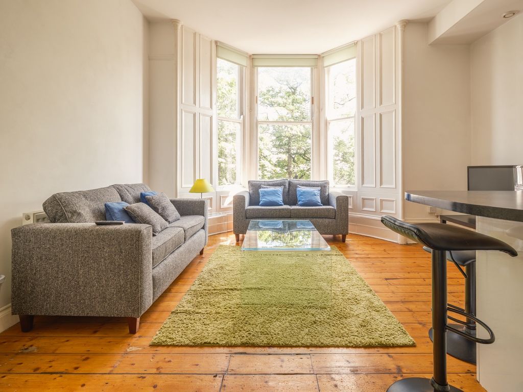 Property photo 2 of 14 6116751