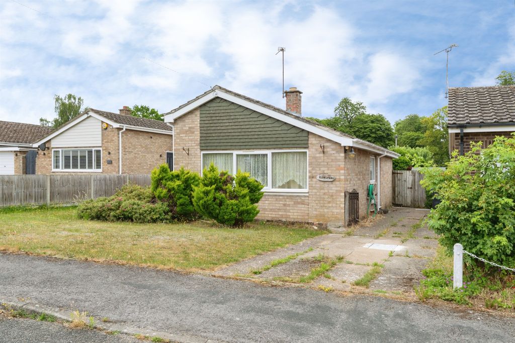 Property photo 1 of 12
