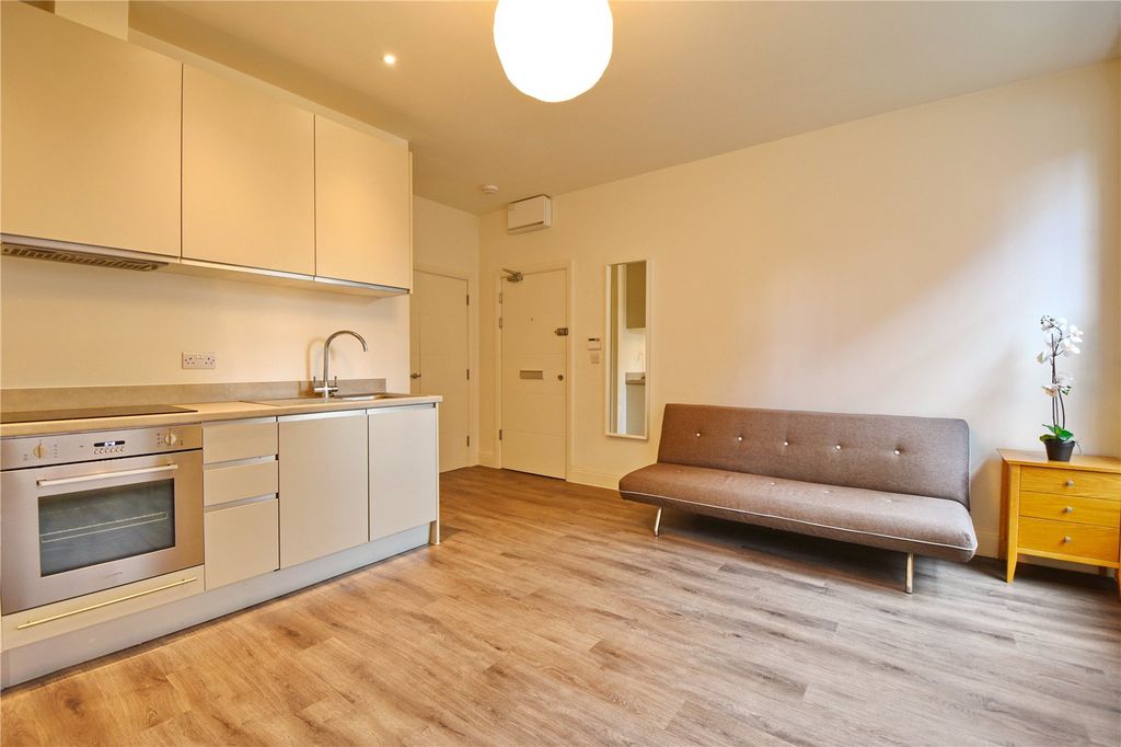 Property photo 2 of 9 Picture No. 02