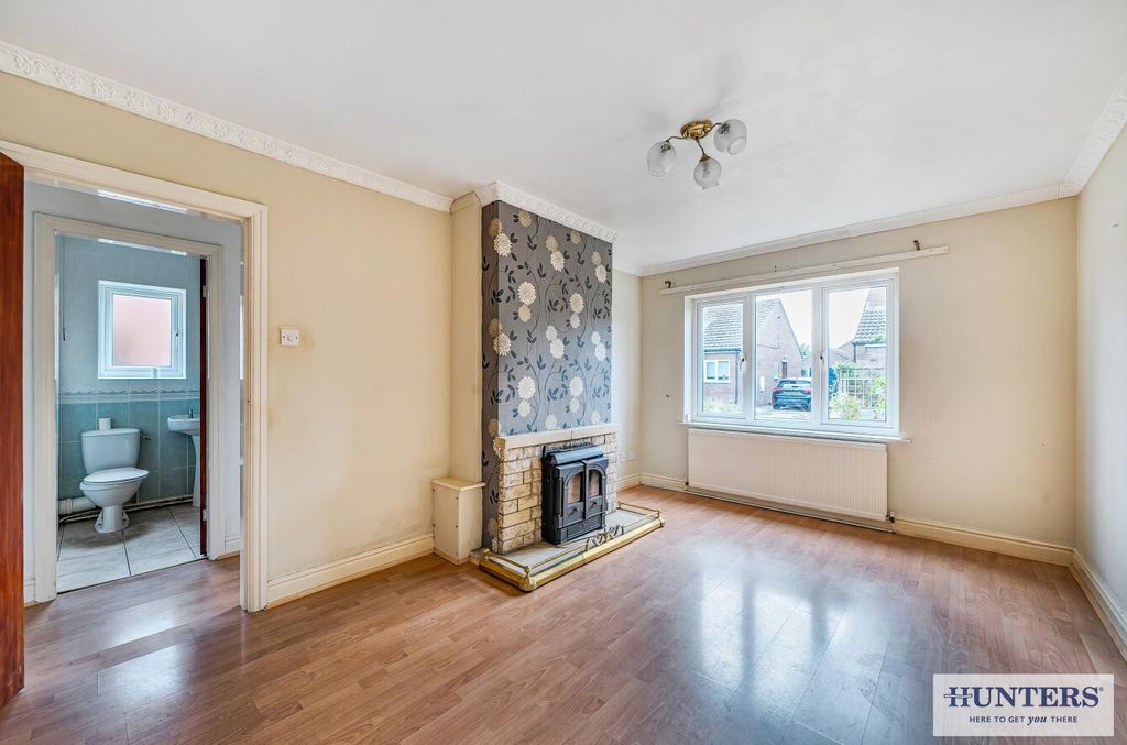 Property photo 3 of 18 0d5606c8-A8d9-45Fb-A651-Fca9Bca9dab1.Jpg