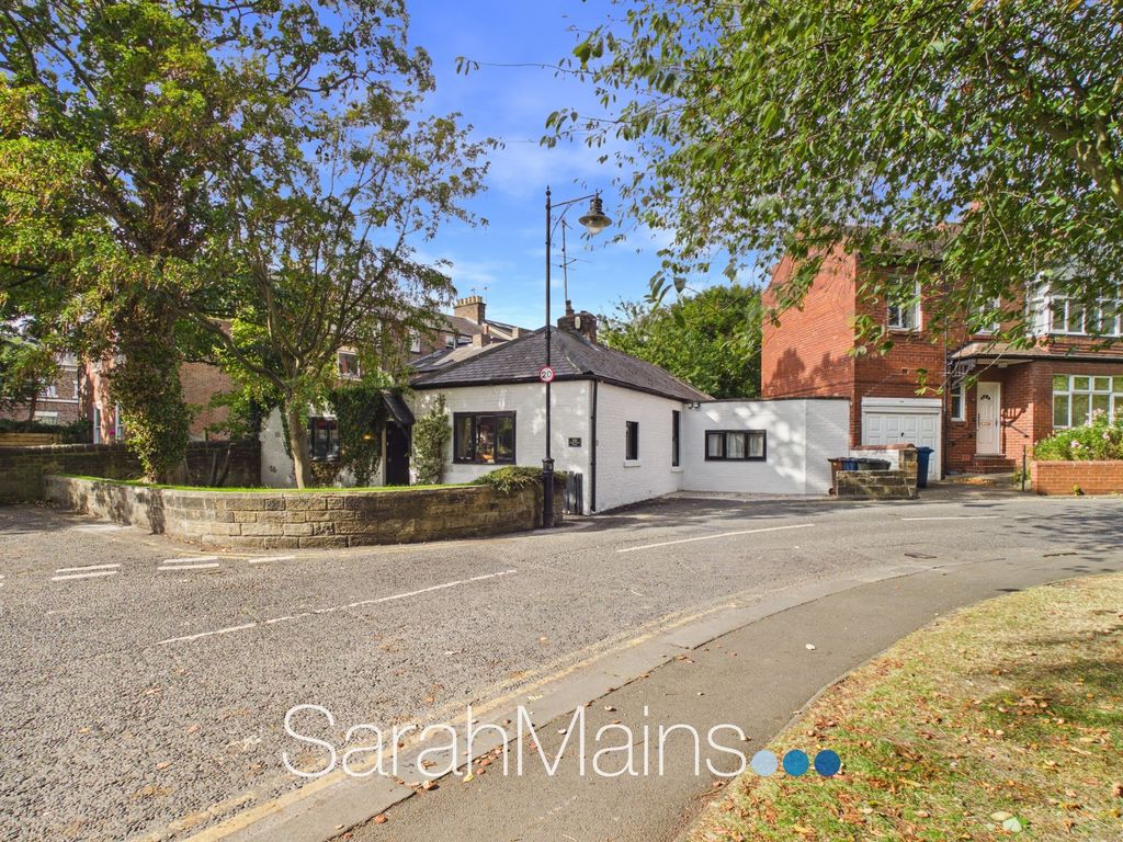 Property photo 1 of 16 External