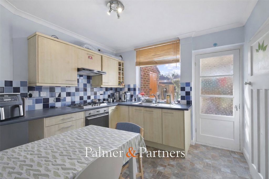 Property photo 2 of 13 Picture No. 05