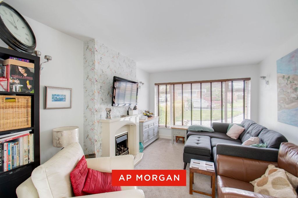 Property photo 2 of 18 Picture No. 02