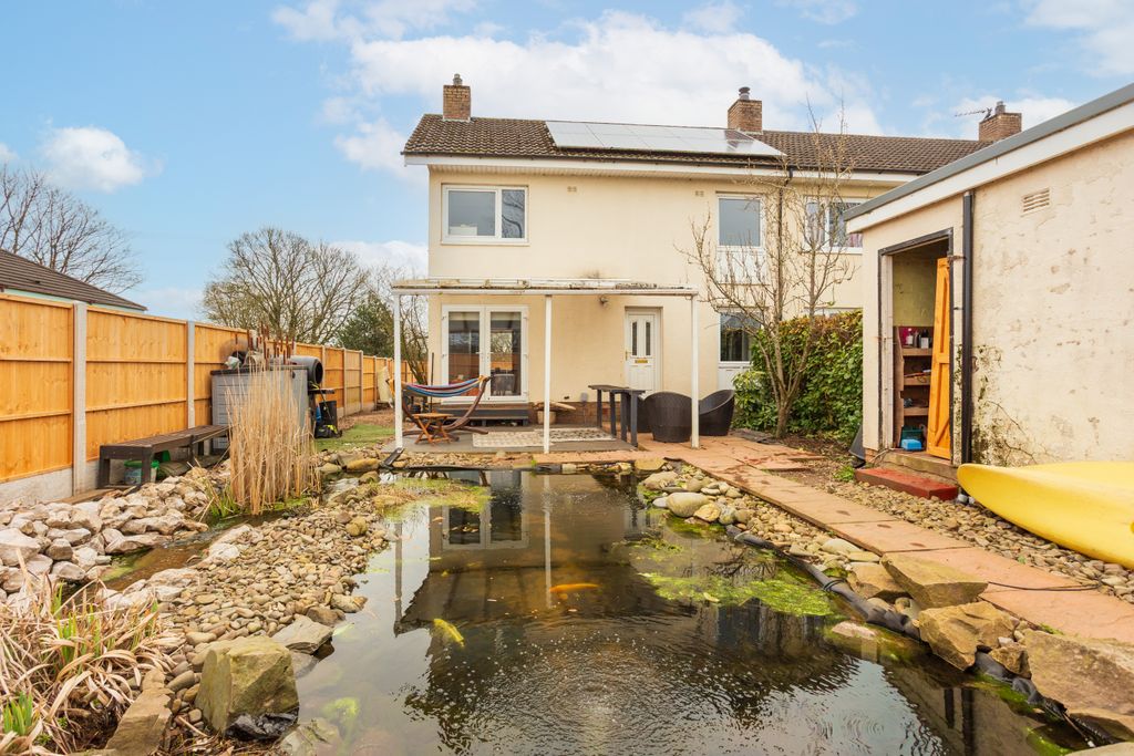 Property photo 1 of 21 External - Front