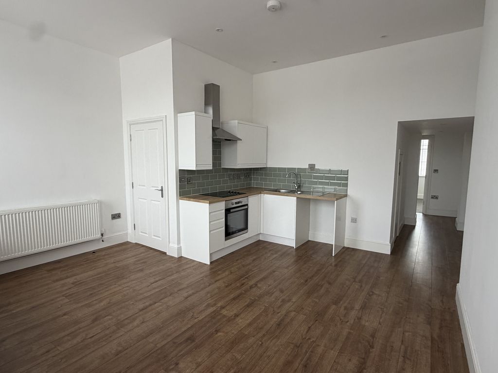 Property photo 2 of 14 Img 3487