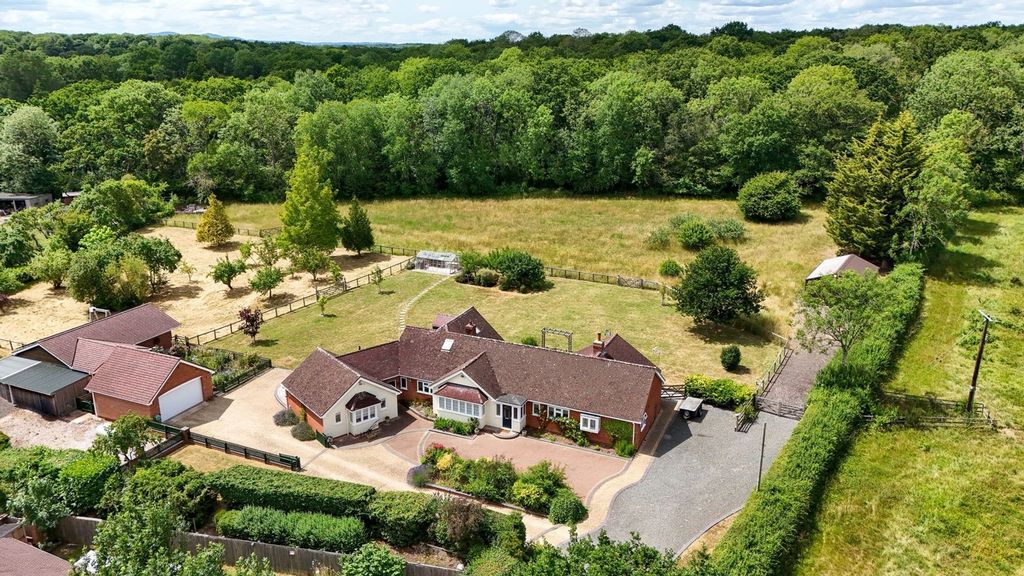 Property photo 1 of 30