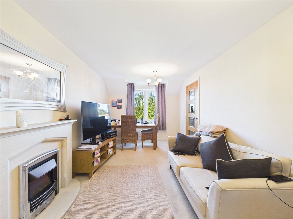 Property photo 3 of 11 Picture No. 08