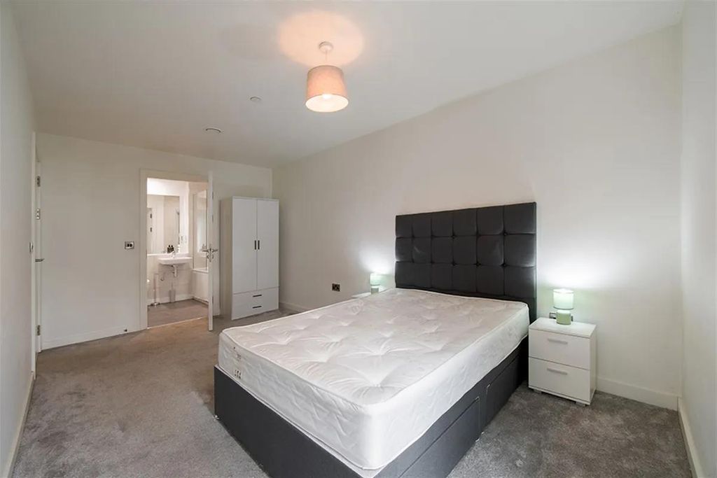 Property photo 3 of 4 d6205B24Ed4Fdb270225A3c678E3Ddeb77d092Ff.Png
