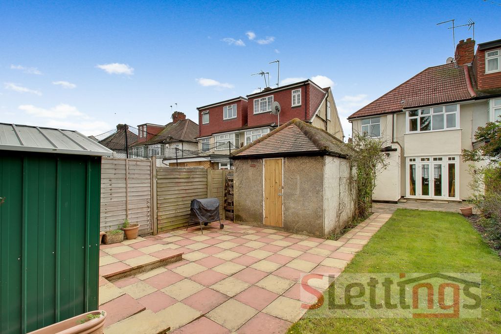 Property photo 2 of 15 Gallery