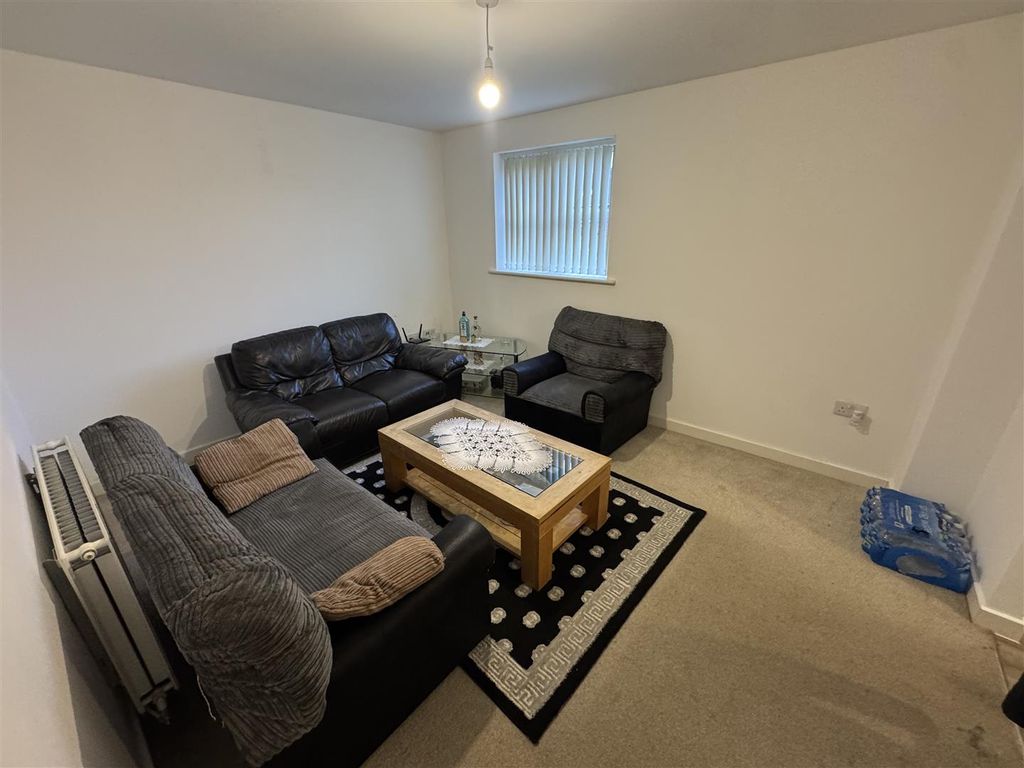 Property photo 3 of 8 Img_0413.Jpeg