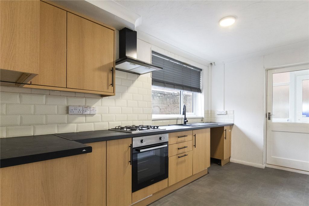 Property photo 2 of 9 Picture No. 03