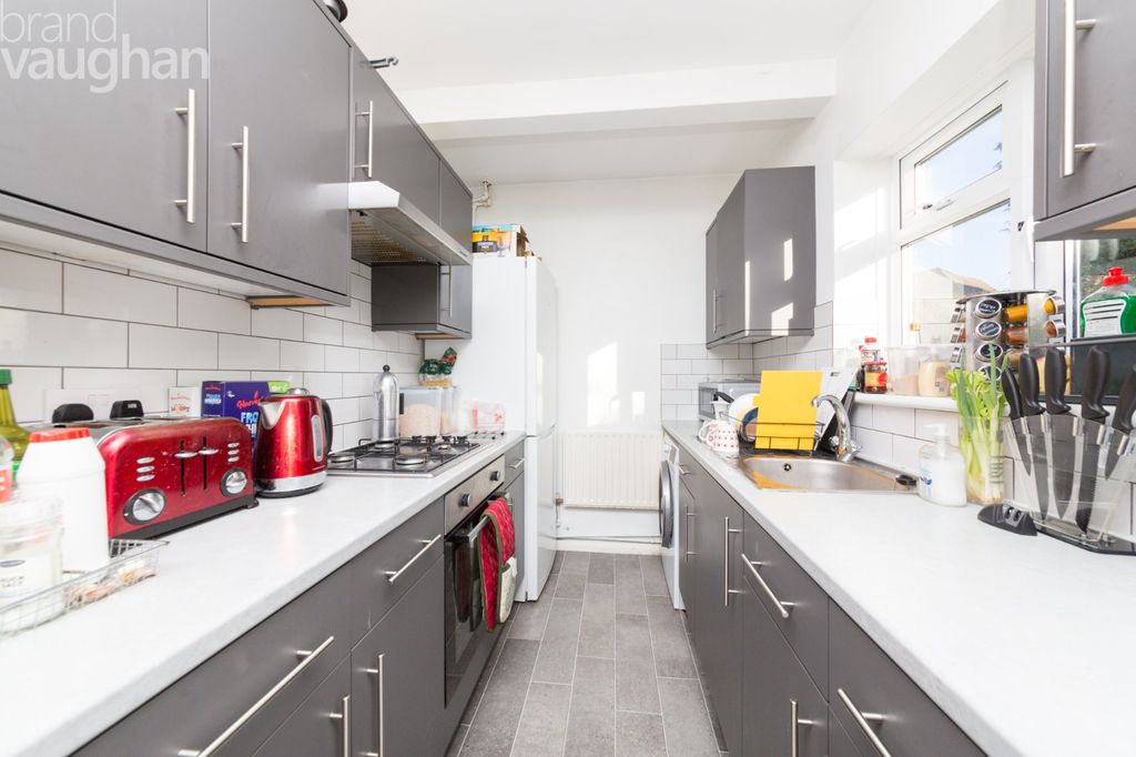 Property photo 1 of 11 Picture No. 20