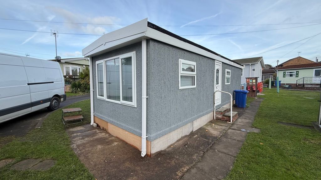 Property photo 1 of 8 Image