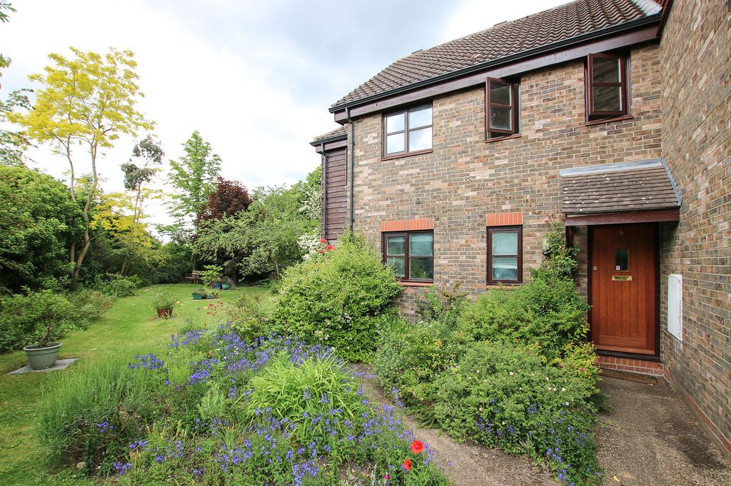 Property photo 2 of 13